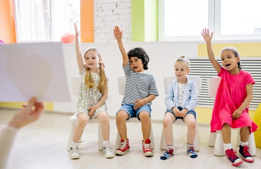 Como Garantir uma Educação Inclusiva para Autistas nas Escolas Regulares no Brasil
