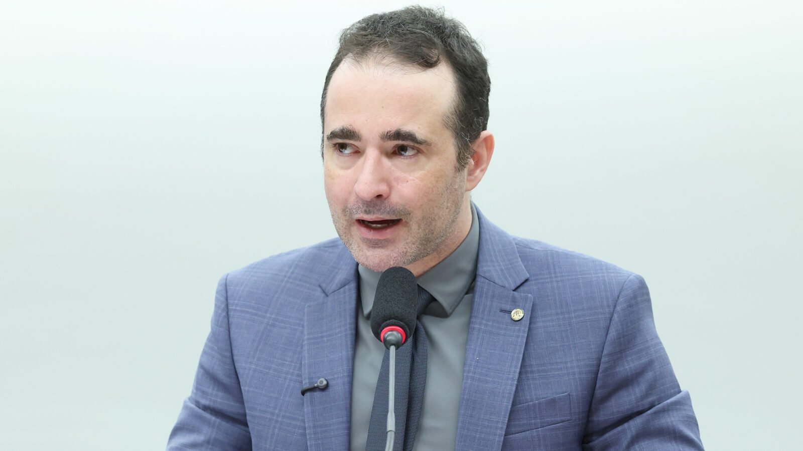 Auxílio Mãe Atípica R$ 600: 7 respostas sobre o que foi aprovado